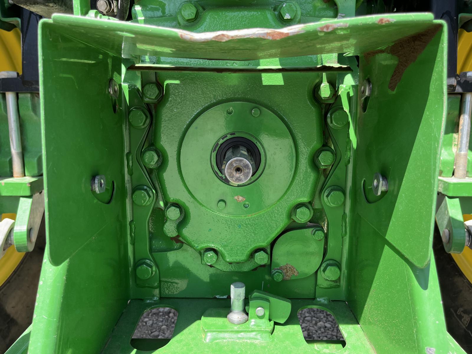 ./imagenes/INVOICE/2019/18007/JOHN DEERE 5055E (10).JPG